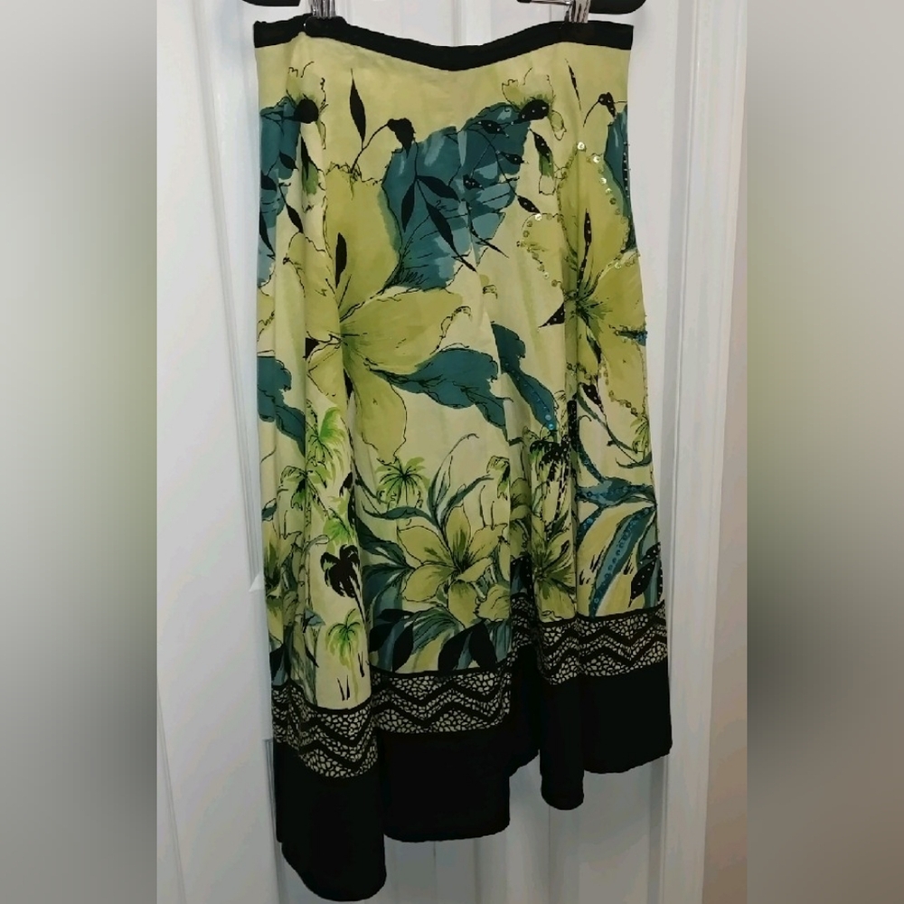 Minkas floral skirt